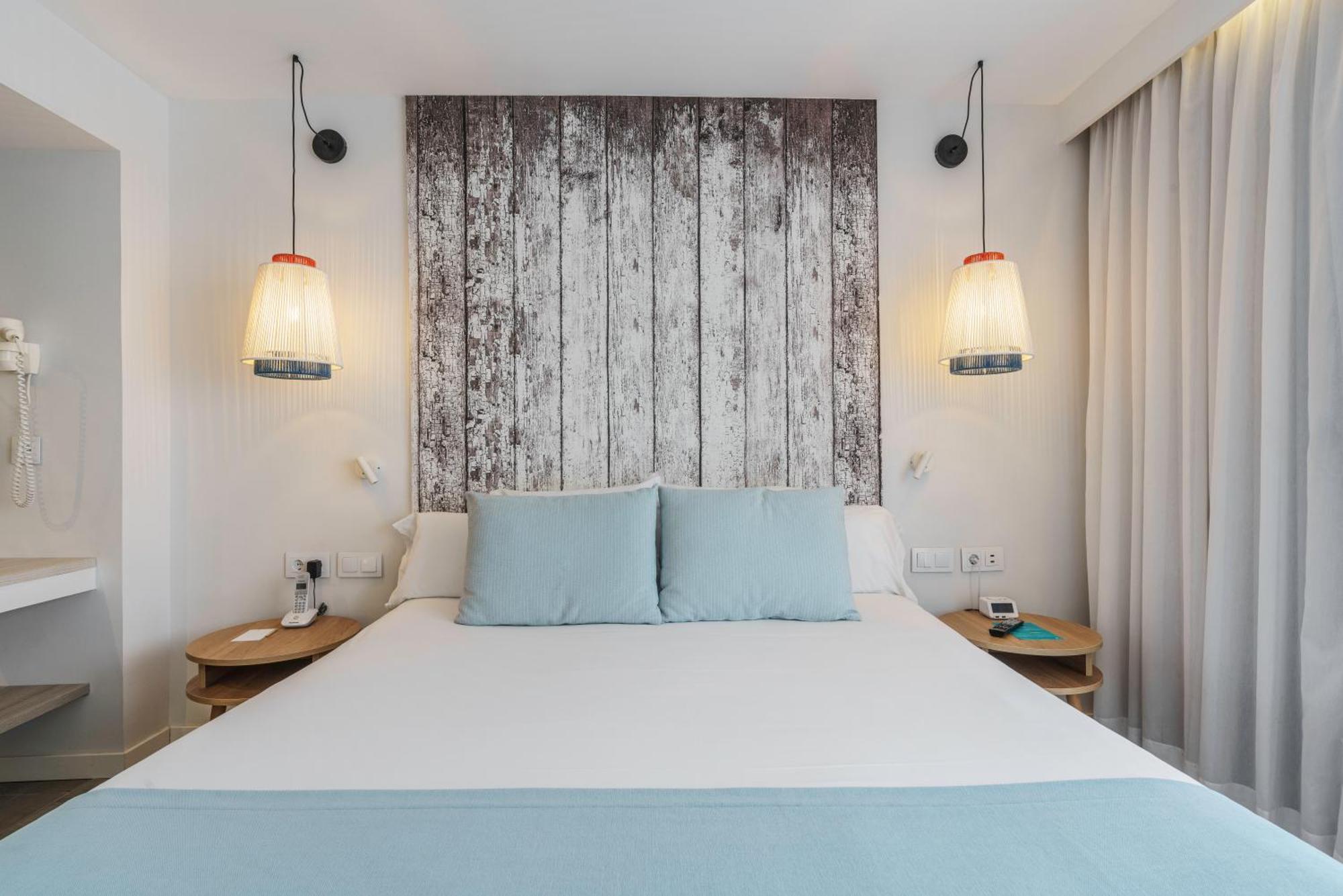 Aluasoul Mallorca Resort - Adults Only Cala d'Or  Exterior photo